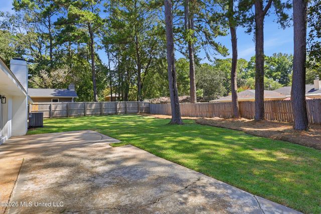 5326 Balmoral Drive, Jackson, MS 39211