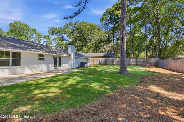 5326 Balmoral Drive, Jackson, MS 39211