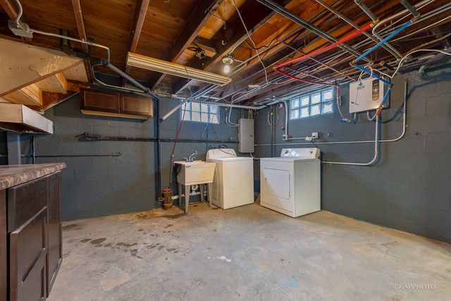 40 W 36th Place, Steger, IL 60475