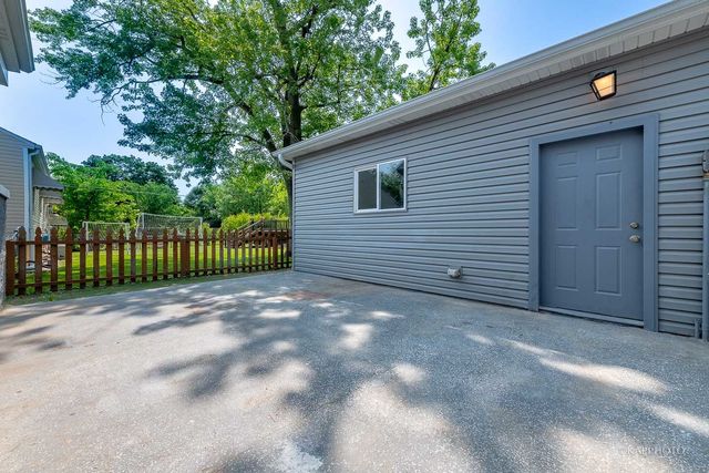 40 W 36th Place, Steger, IL 60475