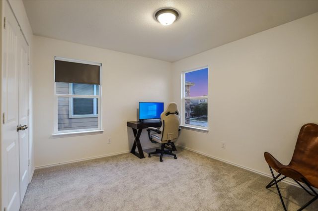 12915 Fireside Chat ST, Manor, TX 78653