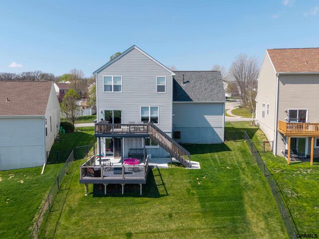 13805 Kelly Drive, Bellevue, NE 68123