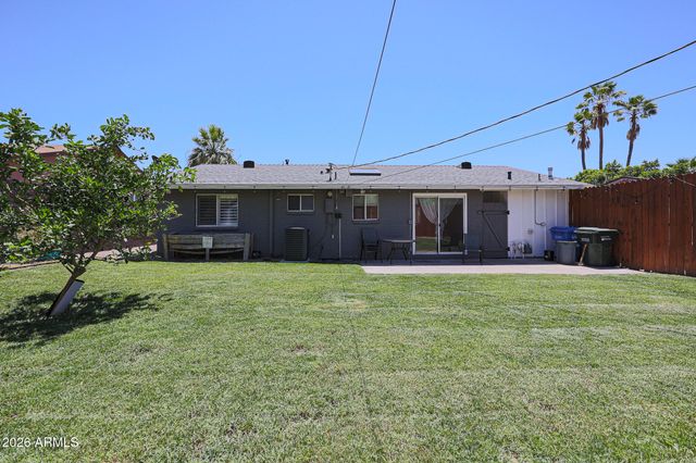 9854 N 1st Street, Phoenix, AZ 85020