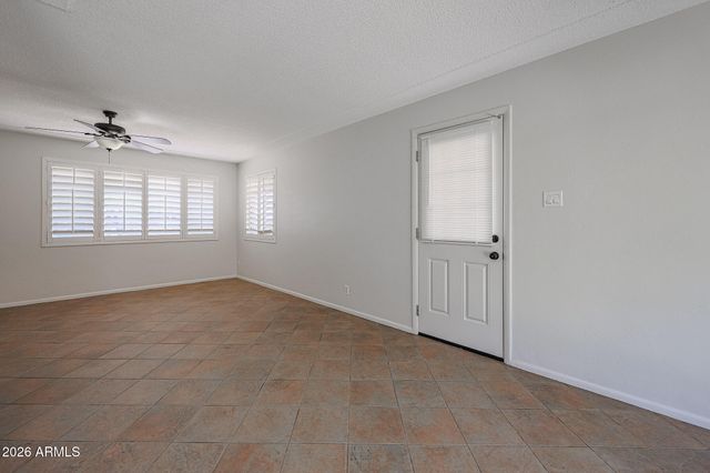 9854 N 1st Street, Phoenix, AZ 85020