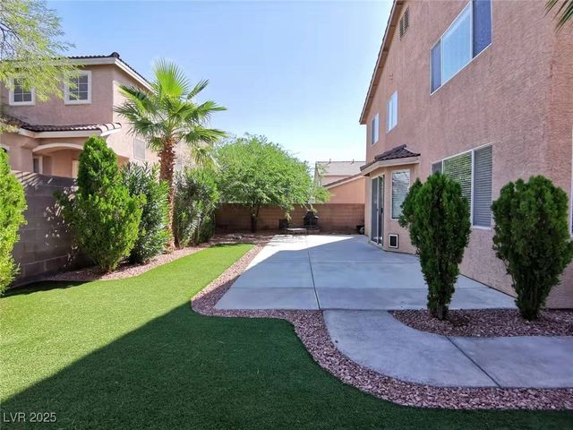 9964 Canyon Peak Drive, Las Vegas, NV 89147
