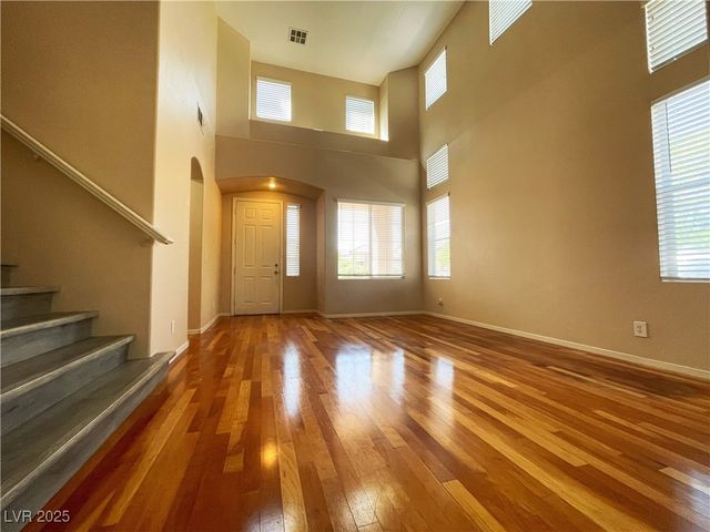 9964 Canyon Peak Drive, Las Vegas, NV 89147