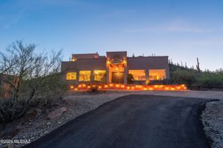 4210 W Mossman Road, Tucson, AZ 85746