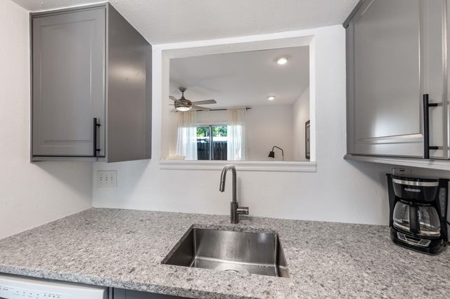 2300 Hancock DR 6, Austin, TX 78756