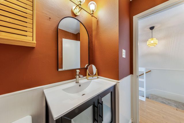 2300 Hancock DR 6, Austin, TX 78756