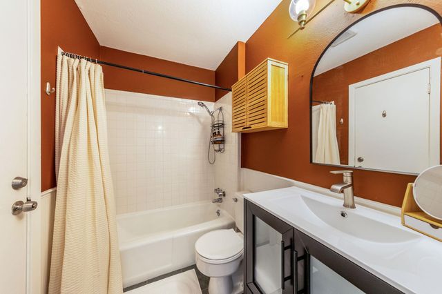 2300 Hancock DR 6, Austin, TX 78756