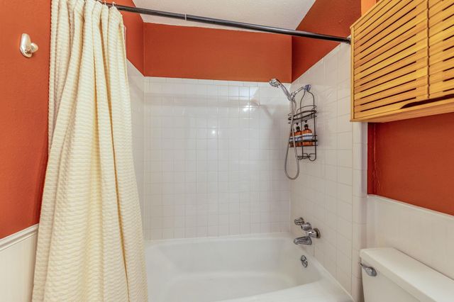 2300 Hancock DR 6, Austin, TX 78756