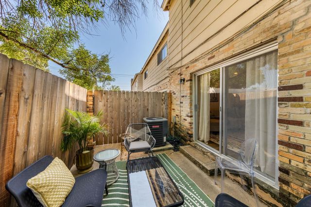 2300 Hancock DR 6, Austin, TX 78756