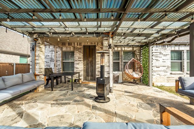 2437 Pinnacle Place, Corinth, TX 76210