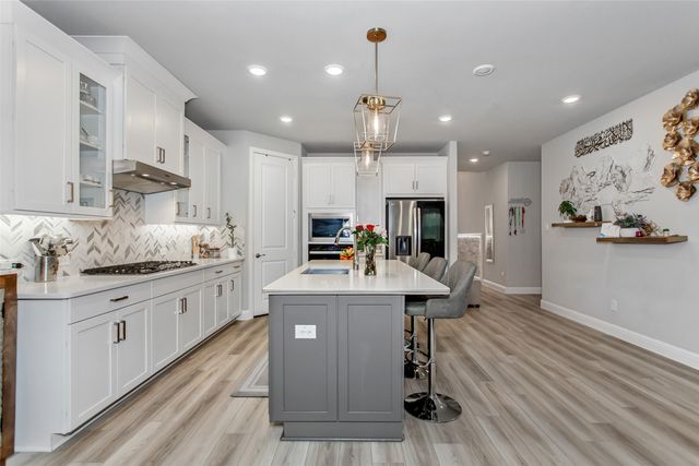 2437 Pinnacle Place, Corinth, TX 76210