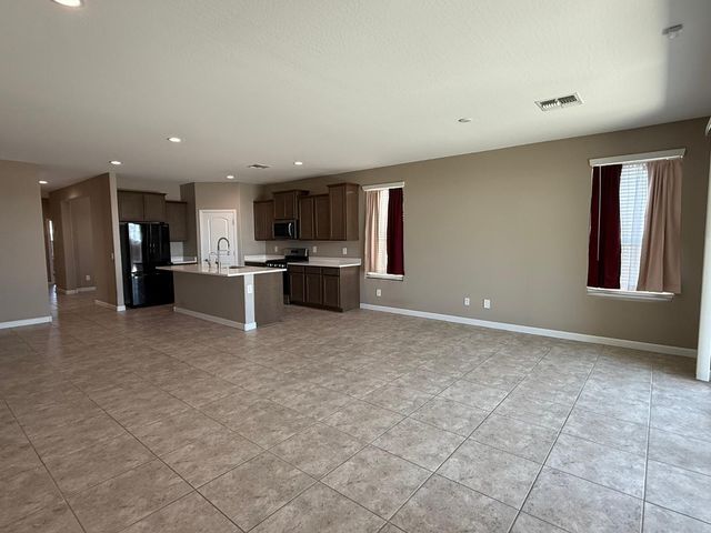 8491 W Springfield Way, Florence, AZ 85132