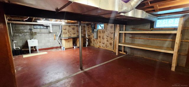 4579 Lakeshore Road, Fort Gratiot Twp, MI 48059
