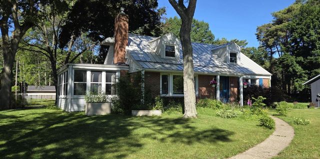 4579 Lakeshore Road, Fort Gratiot Twp, MI 48059