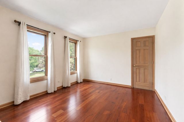 484 Blodgett Court, Naperville, IL 60565