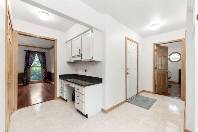 484 Blodgett Court, Naperville, IL 60565