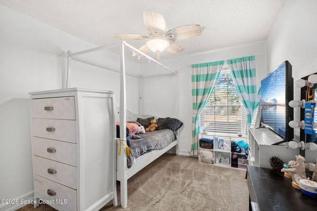 853 Lexington Street NE, Palm Bay, FL 32907