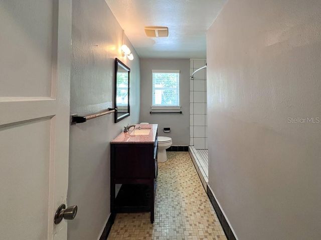 204 NW 18TH STREET 4, Gainesville, FL 32603