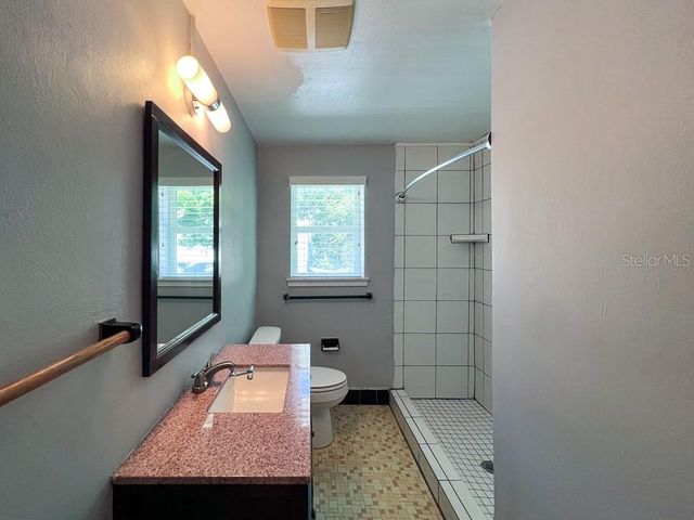 204 NW 18TH STREET 4, Gainesville, FL 32603