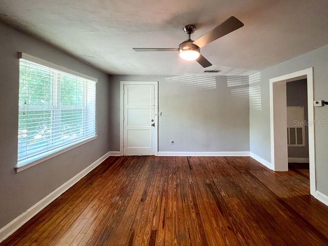 204 NW 18TH STREET 4, Gainesville, FL 32603