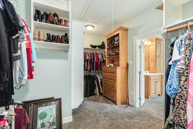 607 Walnut Street, Lake Jackson, TX 77566
