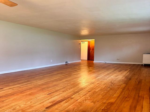 3541 Wallace Dr, Baldwin Boro, PA 15227