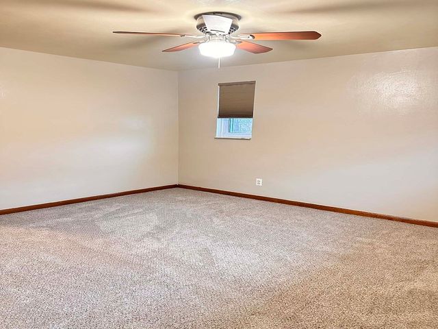 3541 Wallace Dr, Baldwin Boro, PA 15227