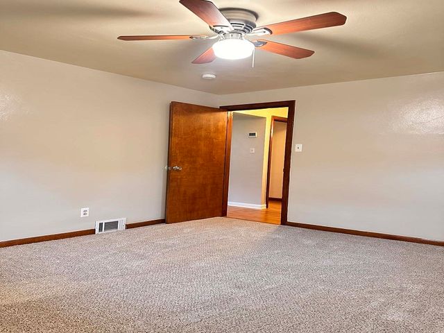 3541 Wallace Dr, Baldwin Boro, PA 15227