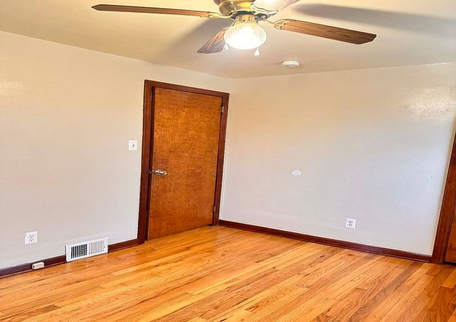 3541 Wallace Dr, Baldwin Boro, PA 15227