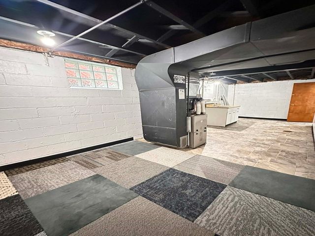 3541 Wallace Dr, Baldwin Boro, PA 15227