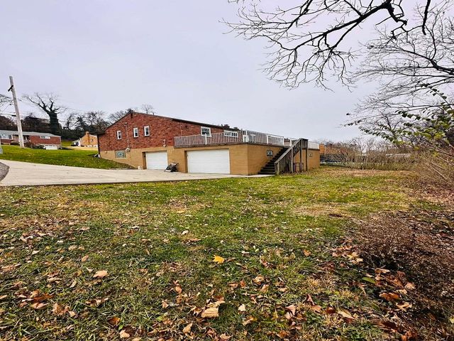 3541 Wallace Dr, Baldwin Boro, PA 15227