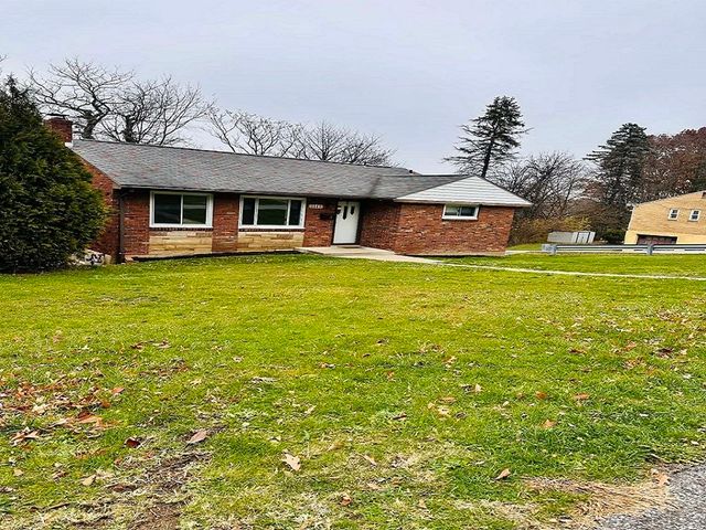 3541 Wallace Dr, Baldwin Boro, PA 15227