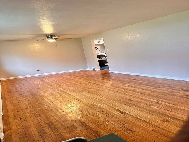 3541 Wallace Dr, Baldwin Boro, PA 15227