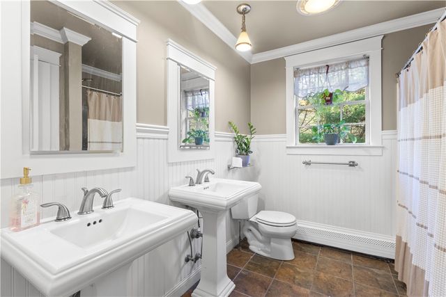 16 Karen Drive, Hopkinton, RI 02832