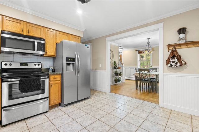 16 Karen Drive, Hopkinton, RI 02832