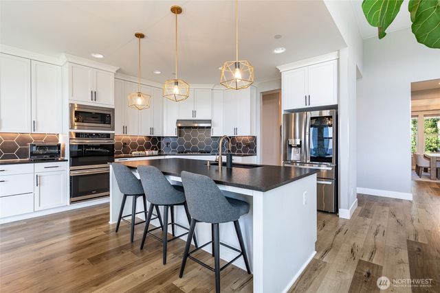 7219 Myers Road E, Bonney Lake, WA 98391