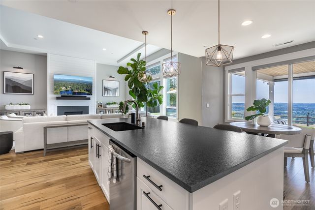 7219 Myers Road E, Bonney Lake, WA 98391
