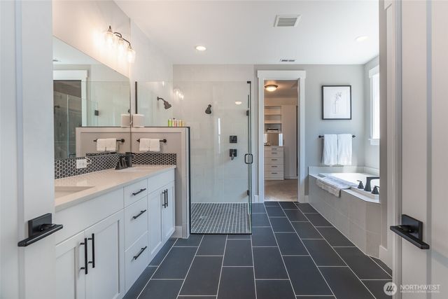 7219 Myers Road E, Bonney Lake, WA 98391