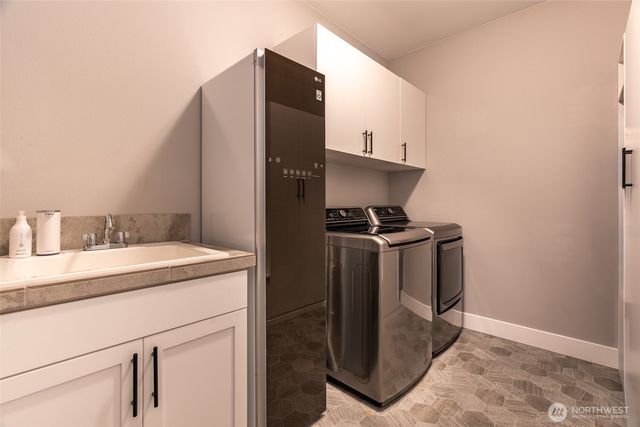 7219 Myers Road E, Bonney Lake, WA 98391