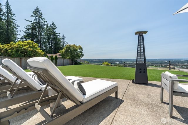 7219 Myers Road E, Bonney Lake, WA 98391