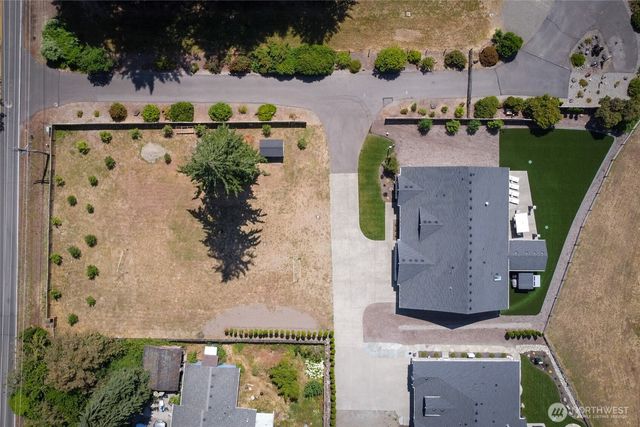 7219 Myers Road E, Bonney Lake, WA 98391