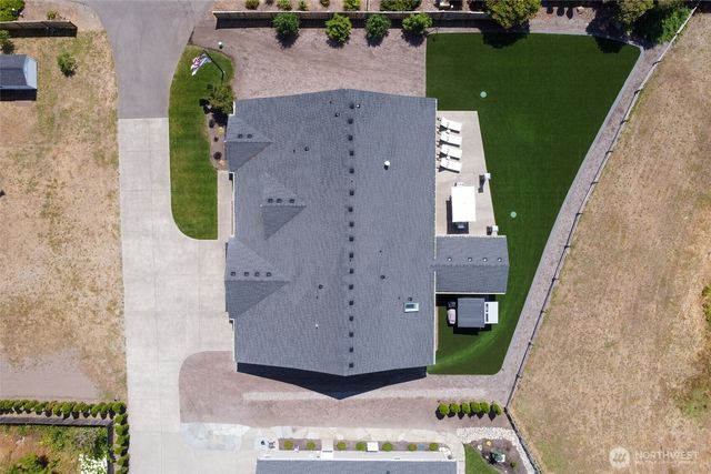 7219 Myers Road E, Bonney Lake, WA 98391