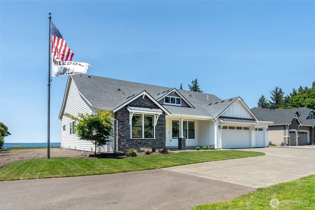 7219 Myers Road E, Bonney Lake, WA 98391