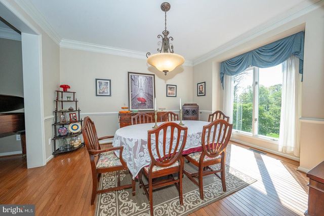 318 LONG RIDGE LN, Exton, PA 19341