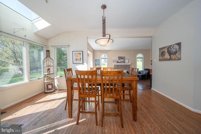 318 LONG RIDGE LN, Exton, PA 19341