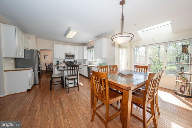 318 LONG RIDGE LN, Exton, PA 19341