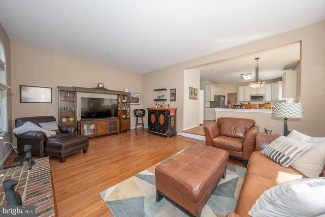 318 LONG RIDGE LN, Exton, PA 19341